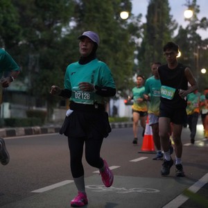 Race photo from BAUR RUN 2025