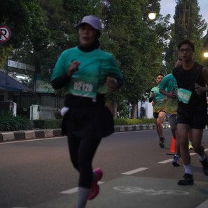 Race photo from BAUR RUN 2025