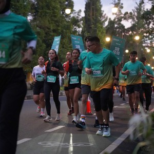 Race photo from BAUR RUN 2025