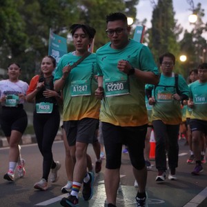 Race photo from BAUR RUN 2025
