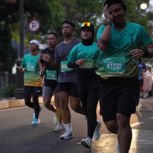 Race photo from BAUR RUN 2025