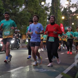 Race photo from BAUR RUN 2025