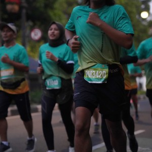 Race photo from BAUR RUN 2025