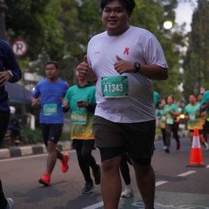 Race photo from BAUR RUN 2025