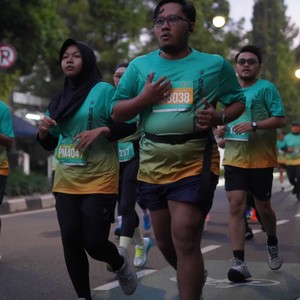 Race photo from BAUR RUN 2025