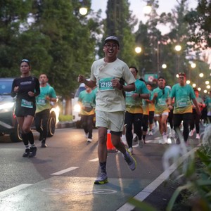 Race photo from BAUR RUN 2025