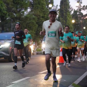 Race photo from BAUR RUN 2025
