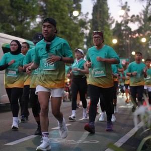 Race photo from BAUR RUN 2025
