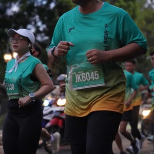 Race photo from BAUR RUN 2025