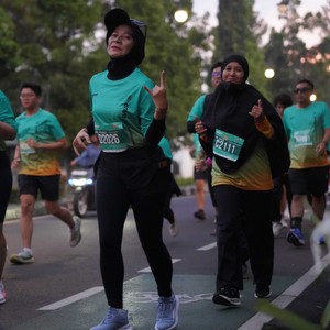 Race photo from BAUR RUN 2025