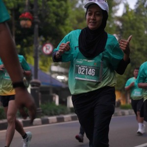 Race photo from BAUR RUN 2025