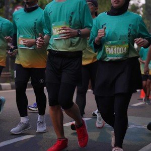 Race photo from BAUR RUN 2025