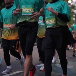 Race photo from BAUR RUN 2025