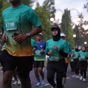 Race photo from BAUR RUN 2025