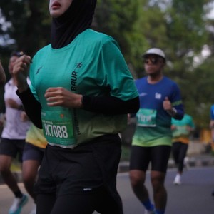 Race photo from BAUR RUN 2025