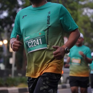 Race photo from BAUR RUN 2025