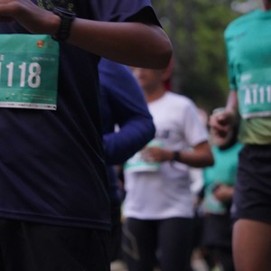 Race photo from BAUR RUN 2025