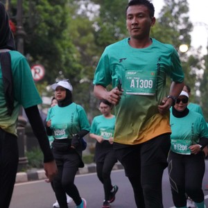 Race photo from BAUR RUN 2025