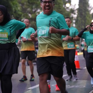 Race photo from BAUR RUN 2025