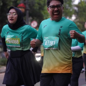Race photo from BAUR RUN 2025