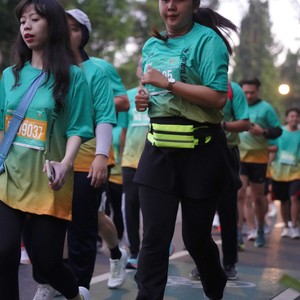 Race photo from BAUR RUN 2025