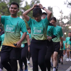 Race photo from BAUR RUN 2025