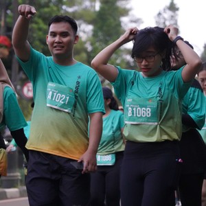 Race photo from BAUR RUN 2025