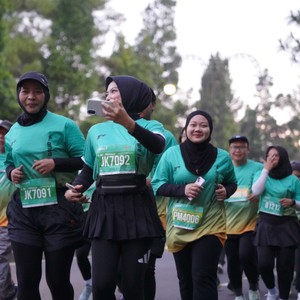 Race photo from BAUR RUN 2025
