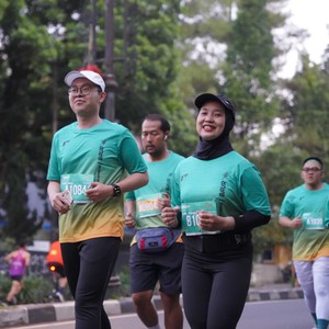 Race photo from BAUR RUN 2025
