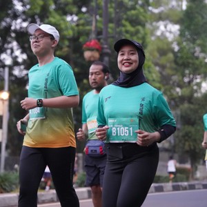 Race photo from BAUR RUN 2025
