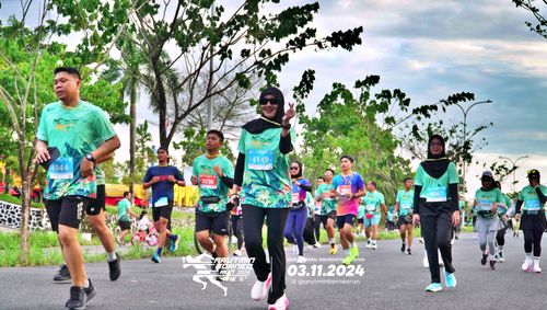 Race photo from Arutmin Borneo Run 2024