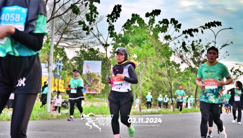 Race photo from Arutmin Borneo Run 2024
