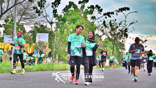 Race photo from Arutmin Borneo Run 2024