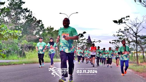 Race photo from Arutmin Borneo Run 2024