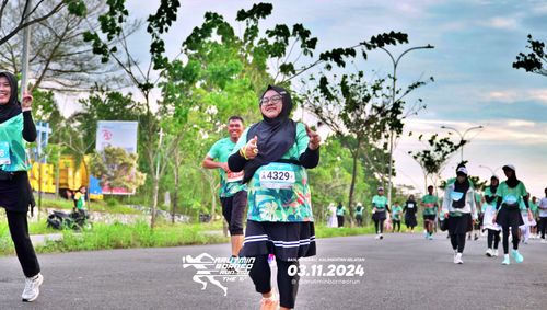 Race photo from Arutmin Borneo Run 2024