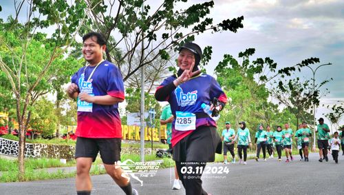 Race photo from Arutmin Borneo Run 2024
