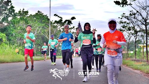 Race photo from Arutmin Borneo Run 2024