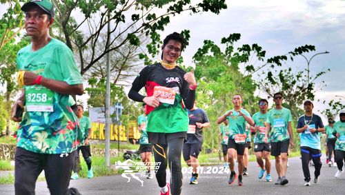 Race photo from Arutmin Borneo Run 2024
