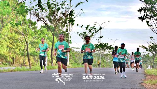 Race photo from Arutmin Borneo Run 2024