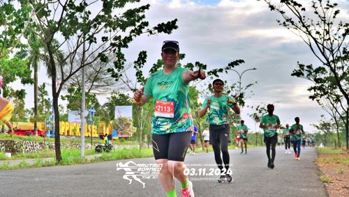 Race photo from Arutmin Borneo Run 2024