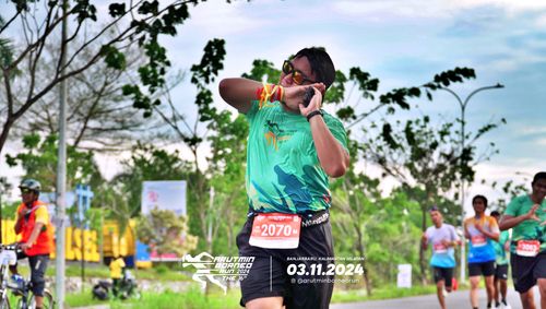 Race photo from Arutmin Borneo Run 2024