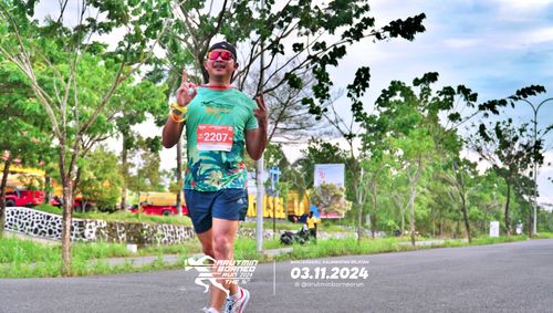 Race photo from Arutmin Borneo Run 2024