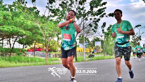 Race photo from Arutmin Borneo Run 2024