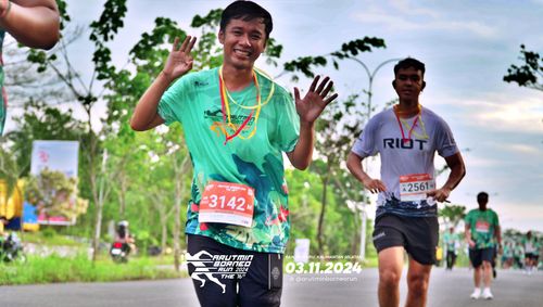 Race photo from Arutmin Borneo Run 2024