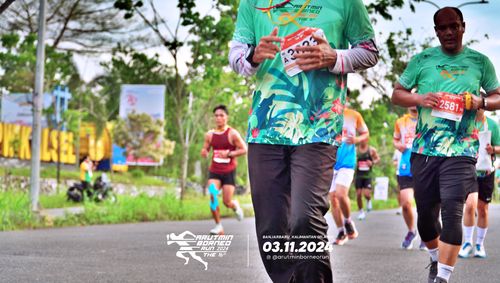 Race photo from Arutmin Borneo Run 2024