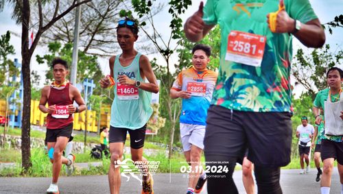 Race photo from Arutmin Borneo Run 2024