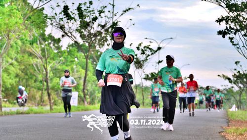 Race photo from Arutmin Borneo Run 2024