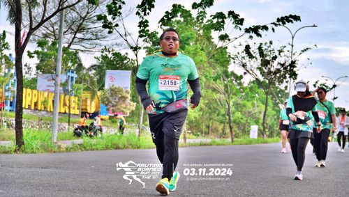 Race photo from Arutmin Borneo Run 2024