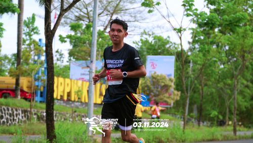 Race photo from Arutmin Borneo Run 2024