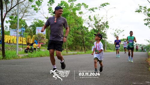Race photo from Arutmin Borneo Run 2024